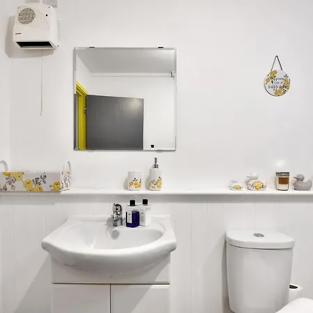 Apartment Xclusive Living In Centre, Kings Court Birmingham